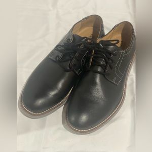 Johnston & Murphy Boys Dress shoes